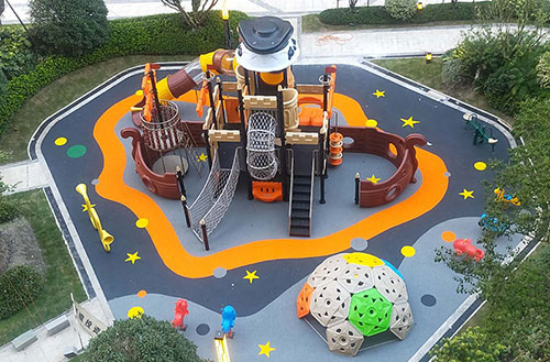 華東游樂(lè)海盜船房地產(chǎn)社區(qū)案例