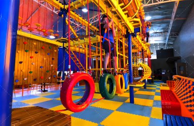 菲律賓達(dá)沃市中心商場超級挑戰(zhàn)者樂園